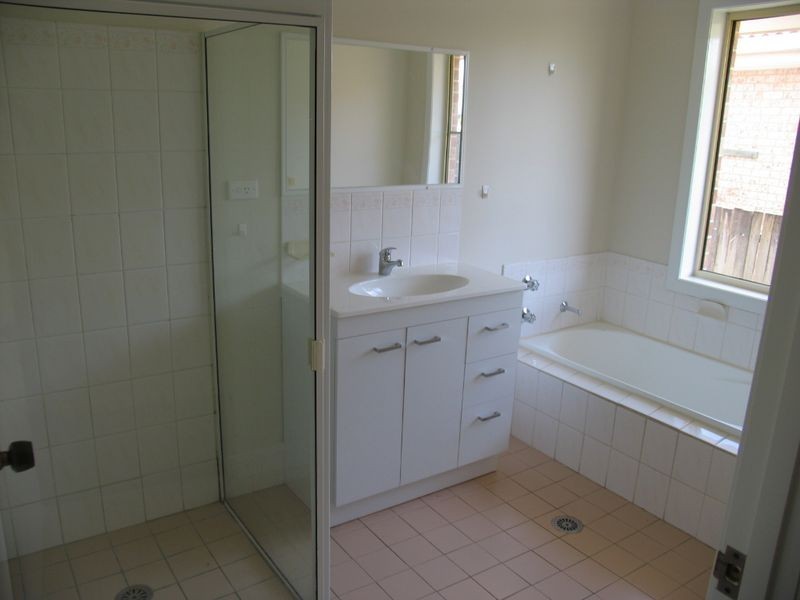 2/10 Melaleuca Drive, Yamba NSW 2464