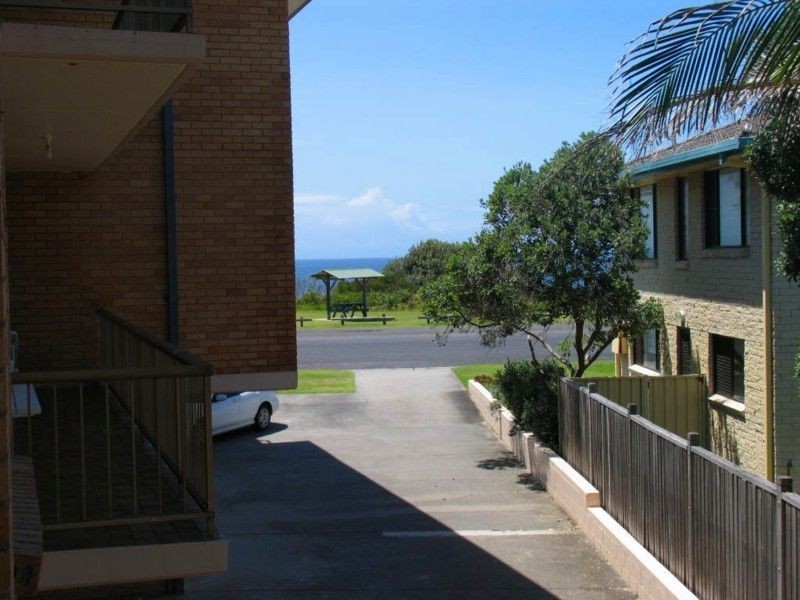 6 Edgewater, Yamba NSW 2464