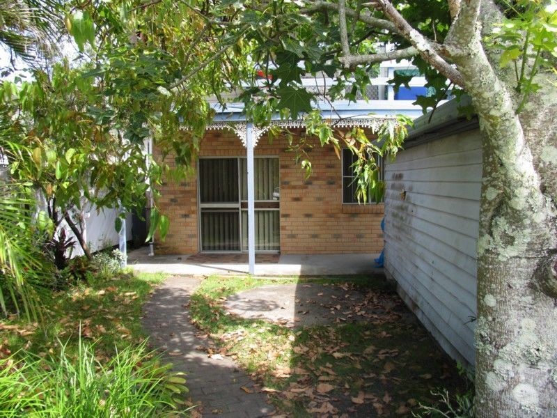 1/11 Queen Street, Yamba NSW 2464