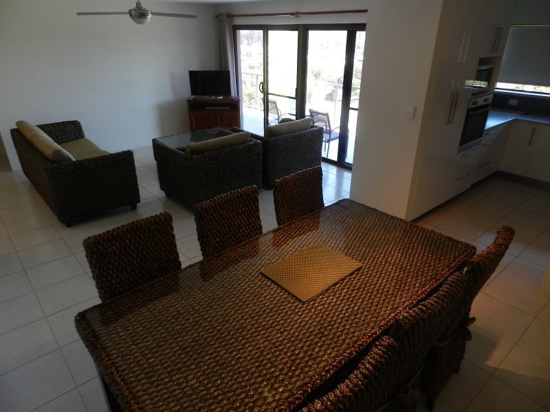 Talinga 2/20 Queen Street, Yamba NSW 2464