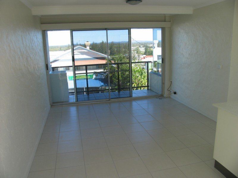 Waves on Main 13/12 Clarence Street, Yamba NSW 2464