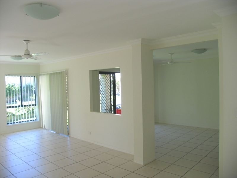 13 Oceania Court, Yamba NSW 2464