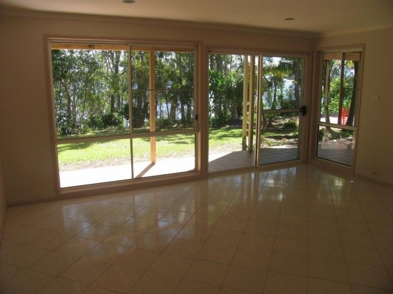 179 Lakes Boulevarde, Wooloweyah NSW 2464