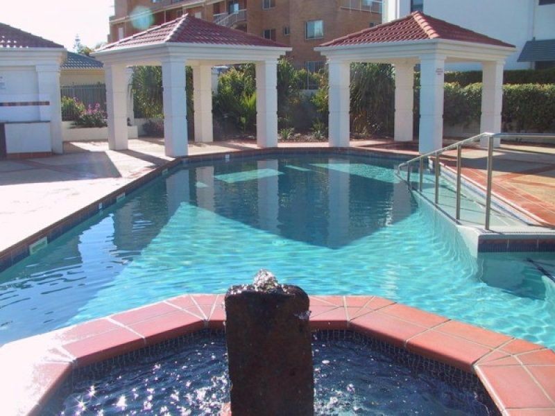 B4-U2 The Breakers/18-20 Pacific Parade, Yamba NSW 2464