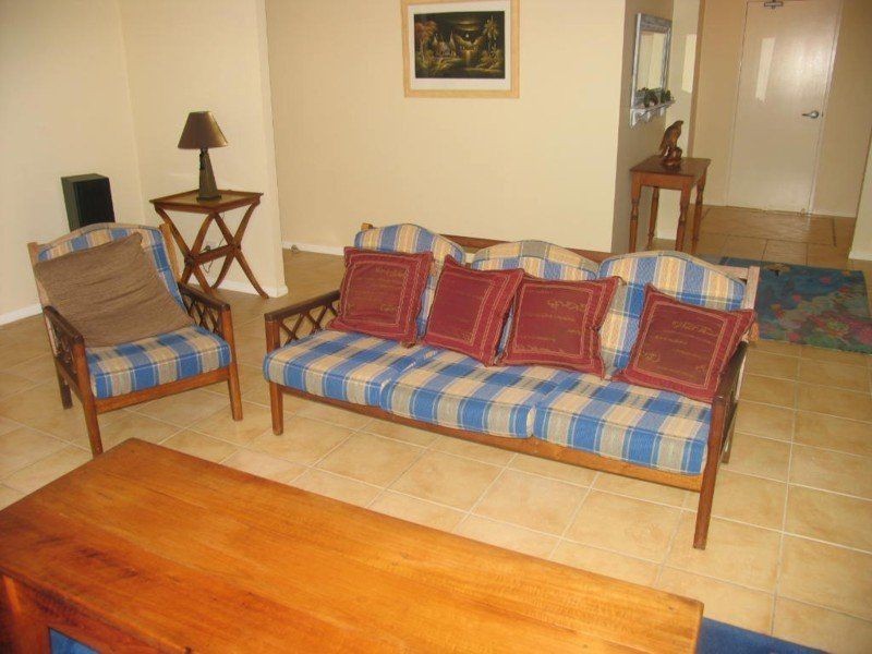 B4-U2 The Breakers/18-20 Pacific Parade, Yamba NSW 2464