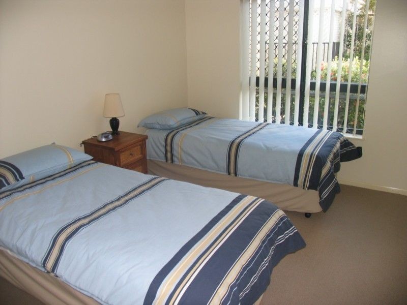 Unit 25 Pacific Parade, Yamba NSW 2464