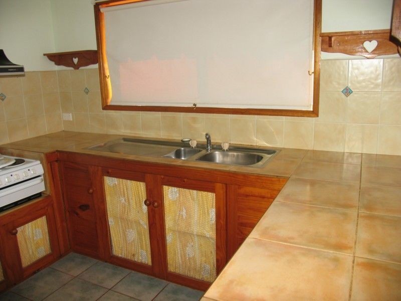 64 Coonawarra Court, Yamba NSW 2464