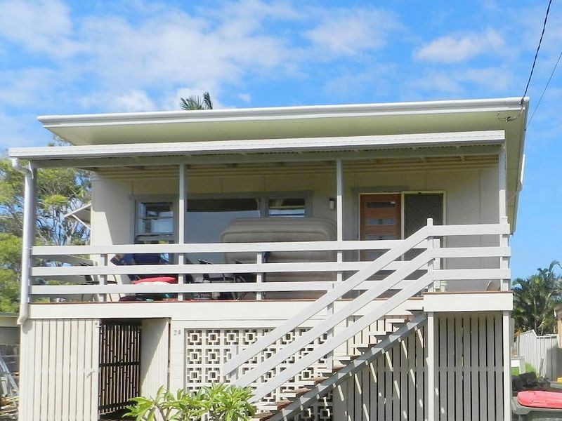 24 Yamba Road, Yamba NSW 2464