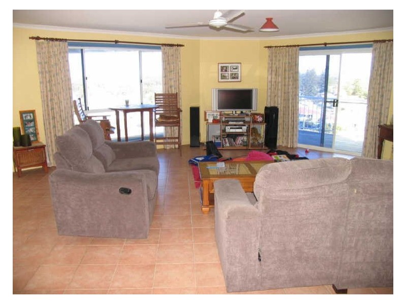 Unit 2/7 Convent Lane, Yamba NSW 2464