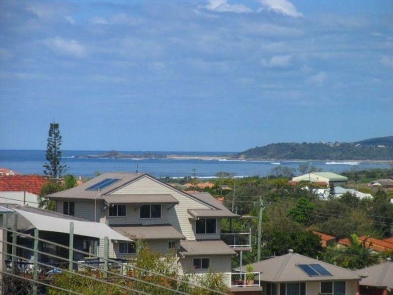 Beaches 1/7 Convent Lane, Yamba NSW 2464