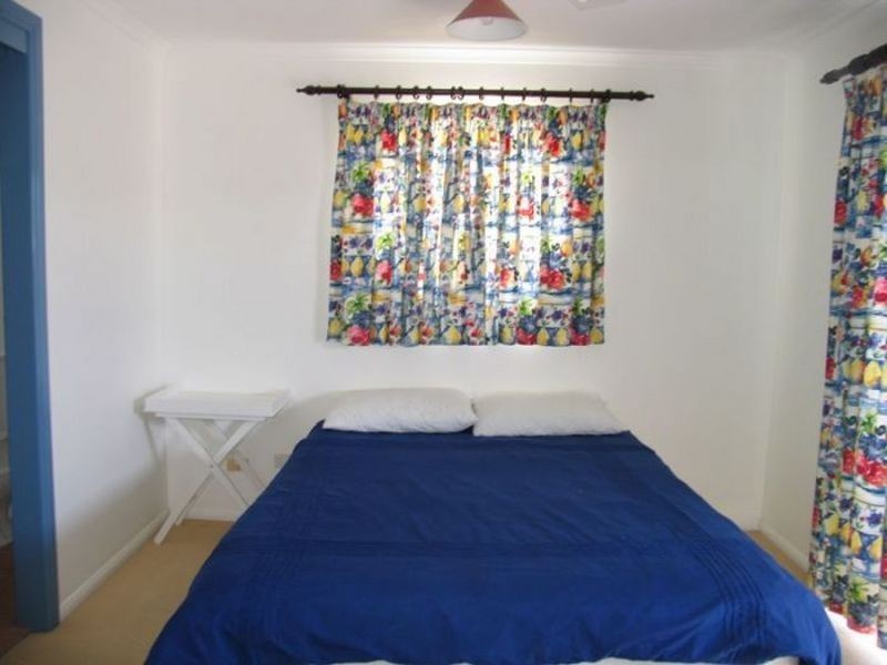 Beaches 1/7 Convent Lane, Yamba NSW 2464