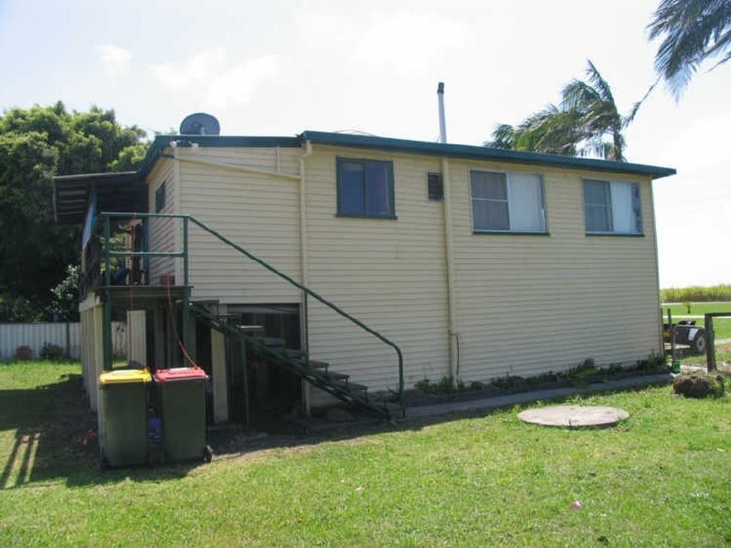 3 Palm Lane, Yamba NSW 2464