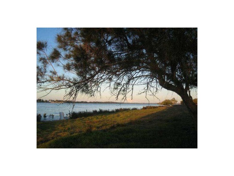 320 School Road, Yamba NSW 2464