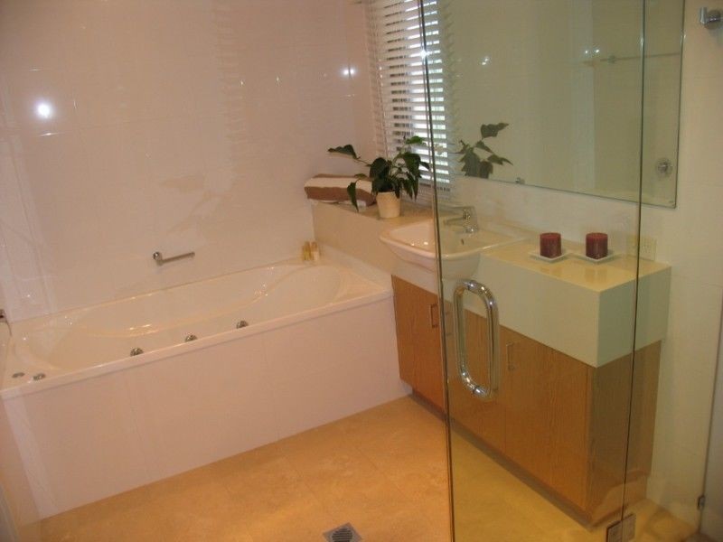 1/8 Bent Street, Yamba NSW 2464