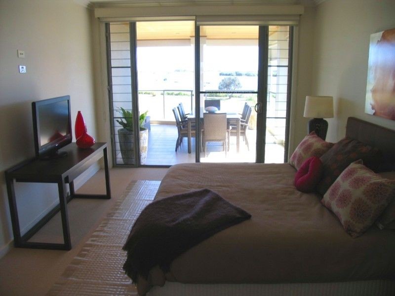 1/8 Bent Street, Yamba NSW 2464