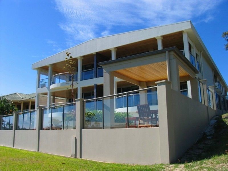 2/8 Bent Street, Yamba NSW 2464