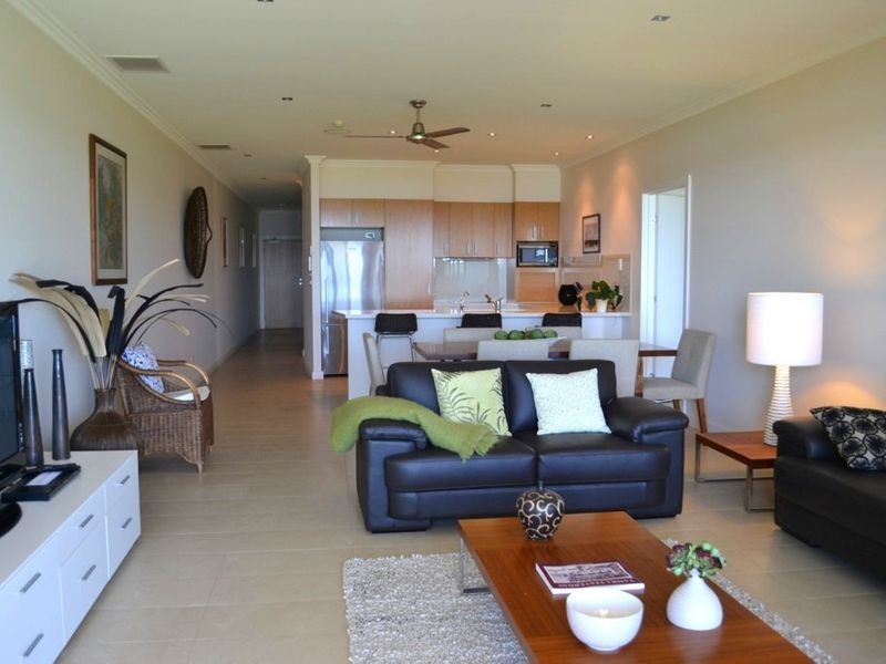 2/8 Bent Street, Yamba NSW 2464