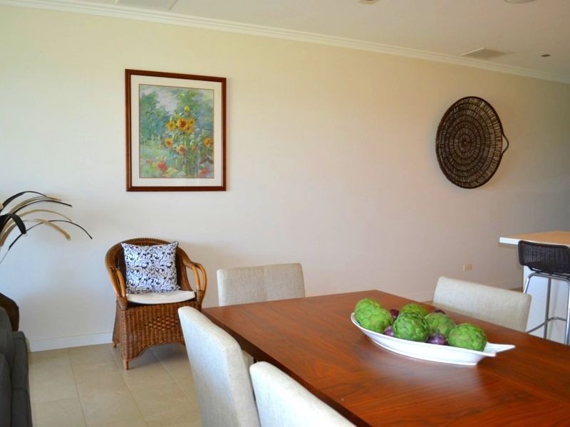 2/8 Bent Street, Yamba NSW 2464