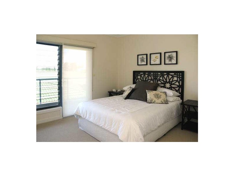 6/8 Bent Street, Yamba NSW 2464