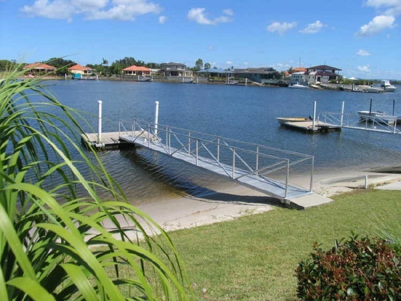 25 The Peninsula, Yamba NSW 2464