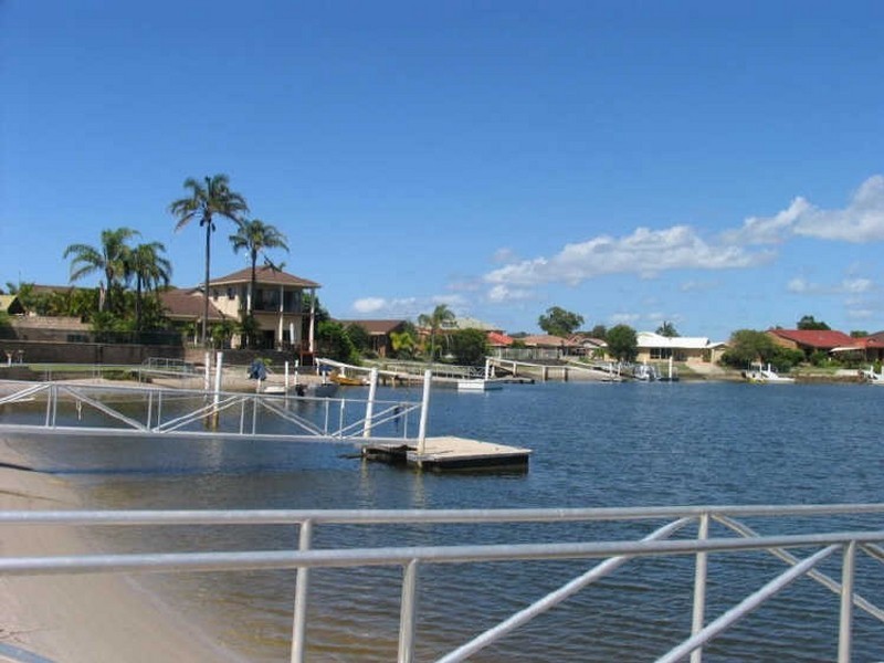 25 The Peninsula, Yamba NSW 2464