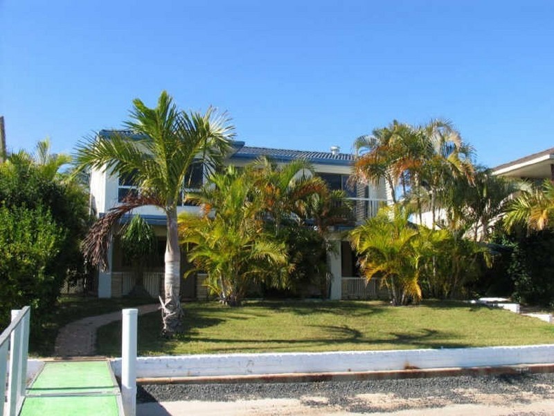 27 Melaleuca Drive, Yamba NSW 2464