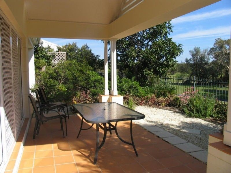 10 THE DRIVE, Yamba NSW 2464