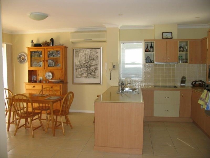 10 THE DRIVE, Yamba NSW 2464