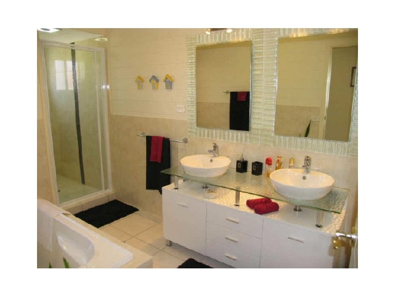 20 Binnacle Court, Yamba NSW 2464