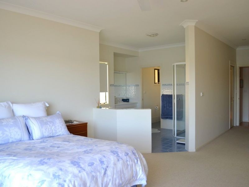 4 Acacia Circuit, Yamba NSW 2464