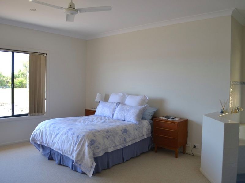 4 Acacia Circuit, Yamba NSW 2464