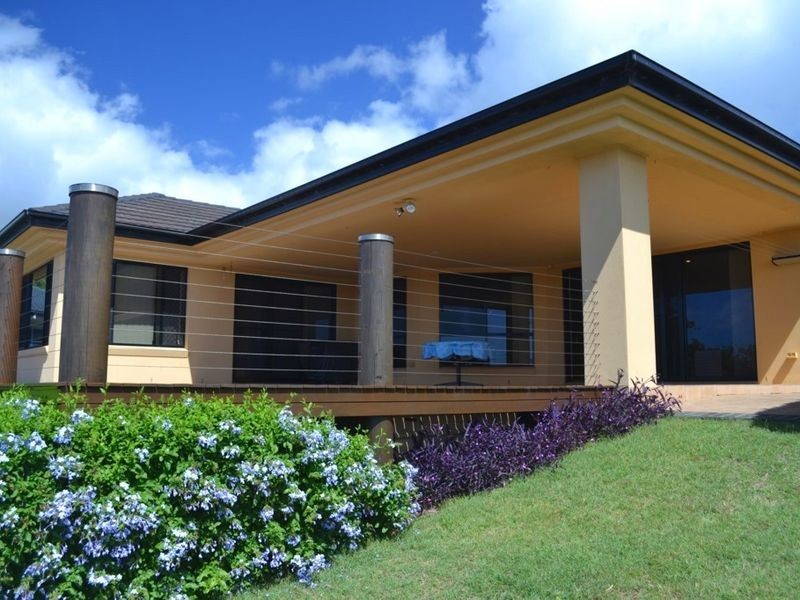 4 Acacia Circuit, Yamba NSW 2464