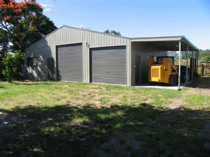 2 Roseland Ave, Yamba NSW 2464