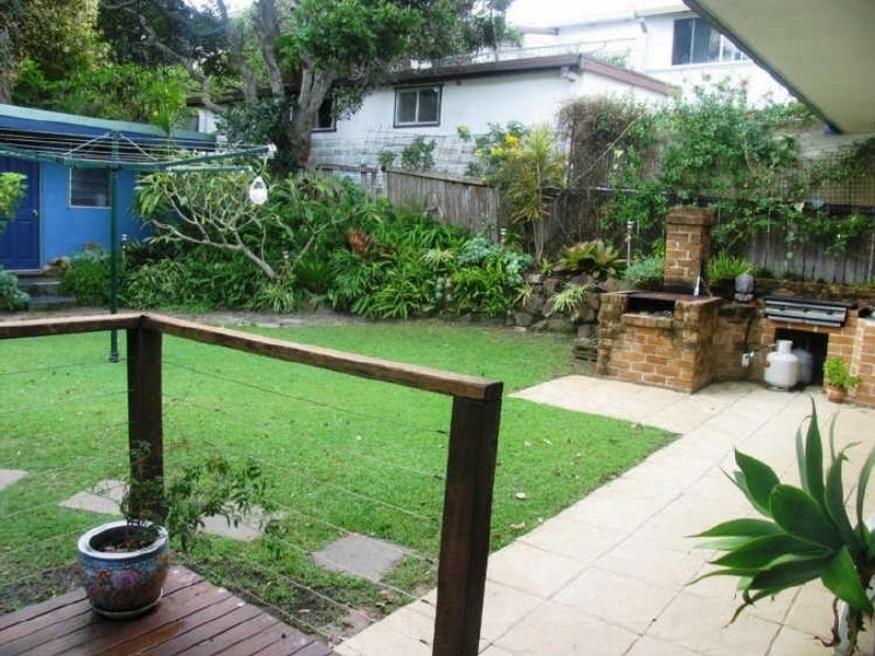 11 Ager Street, Yamba NSW 2464