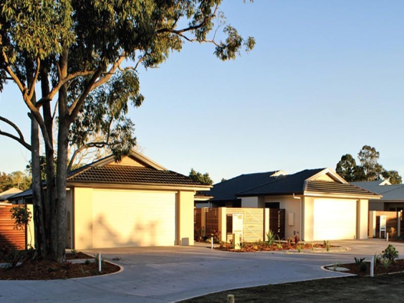 Somerset Place, Yamba NSW 2464