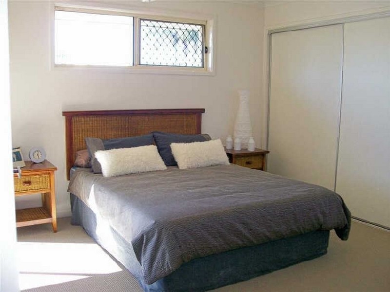 Somerset Place, Yamba NSW 2464