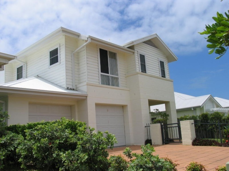 76 The Drive, Yamba NSW 2464