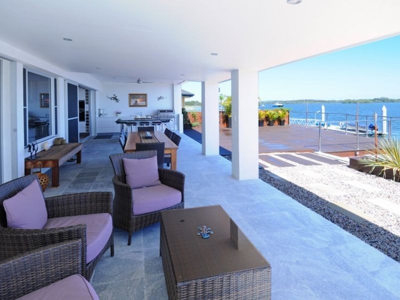 111 Witonga Drive, Yamba NSW 2464