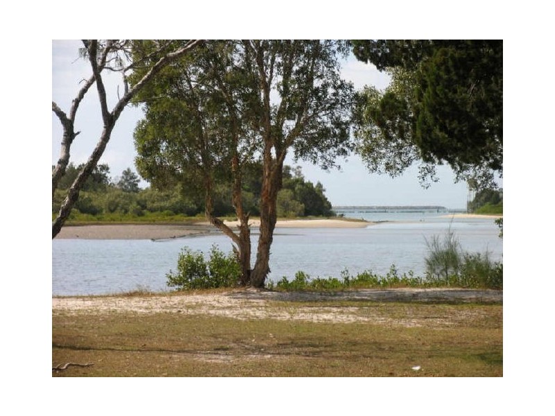 17 Mariners Way, Yamba NSW 2464