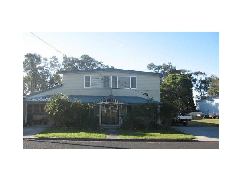 11 UKI STREET, Yamba NSW 2464
