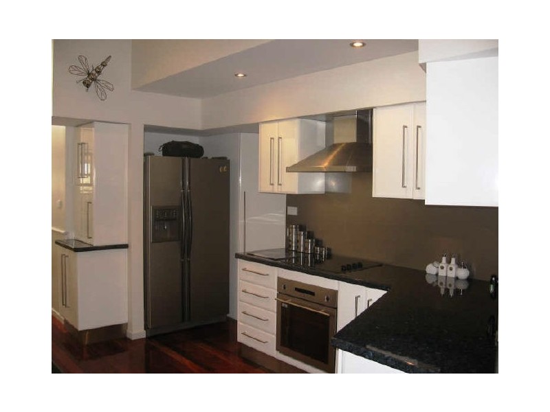 11 UKI STREET, Yamba NSW 2464