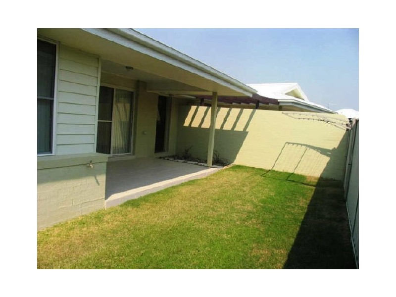 1/1 Flinders Place, Yamba NSW 2464