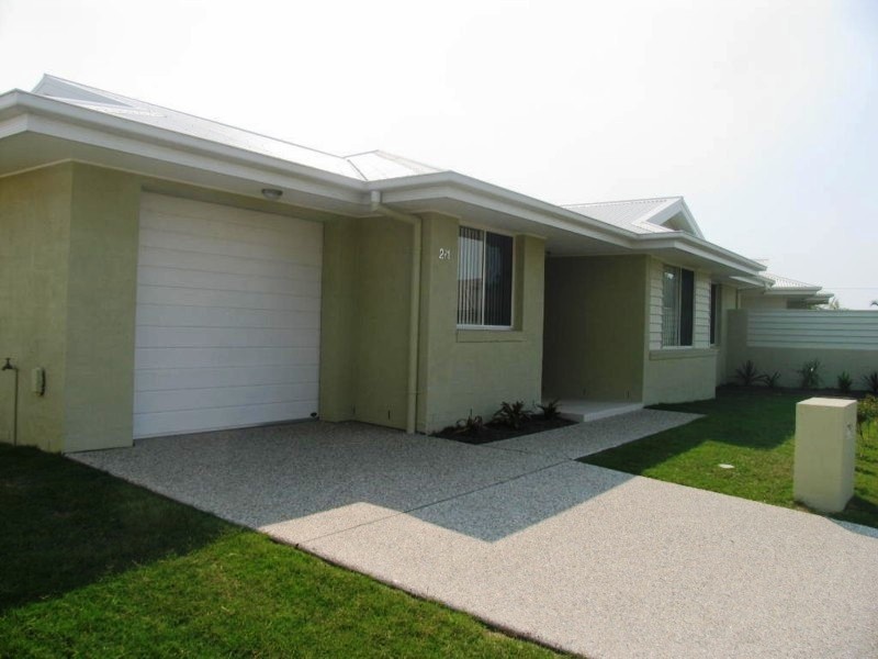 2/1 Flinders Place, Yamba NSW 2464