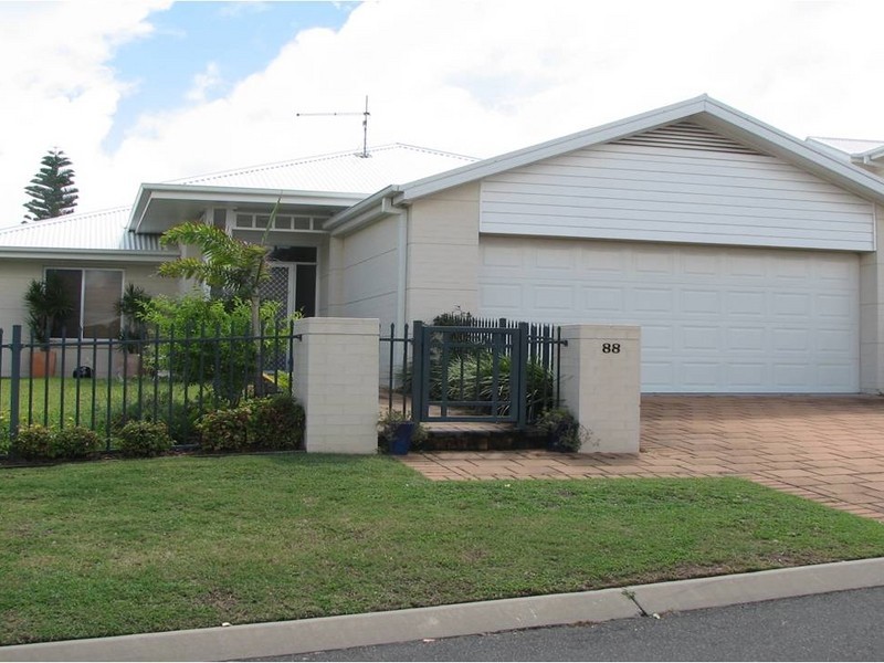88 The Drive, Yamba NSW 2464