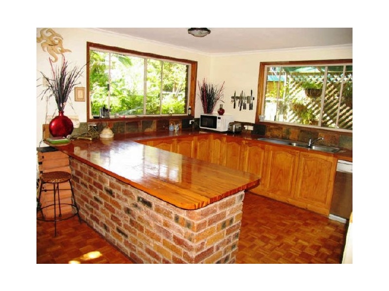 17 Young Street, Wooloweyah NSW 2464