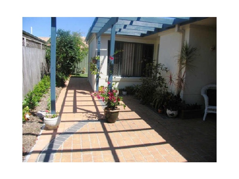 4 Nautilus Place, Yamba NSW 2464