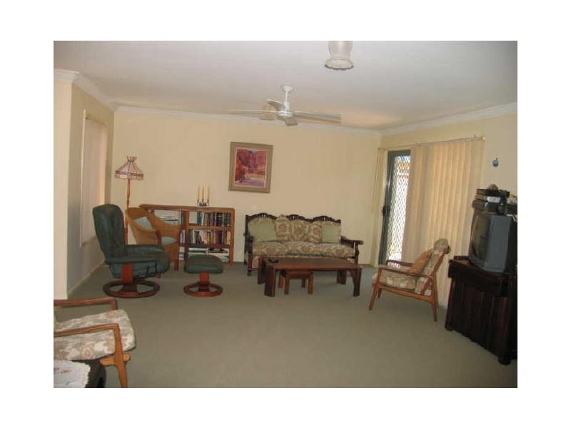 4 Nautilus Place, Yamba NSW 2464