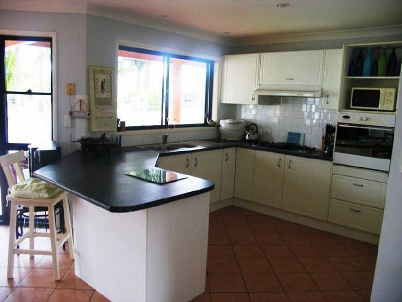 12 Nabilla Court, Yamba NSW 2464