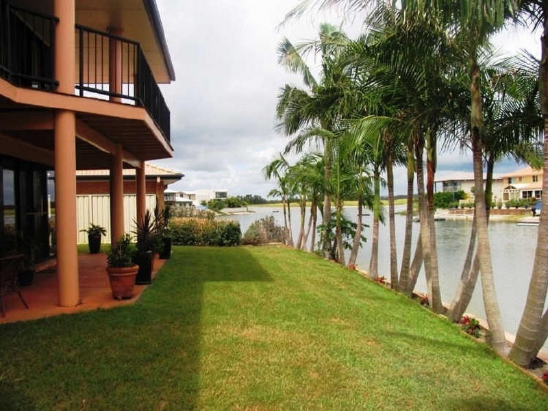 12 Nabilla Court, Yamba NSW 2464