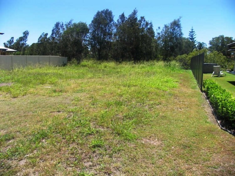 47 WILLIAM AVENUE, Yamba NSW 2464